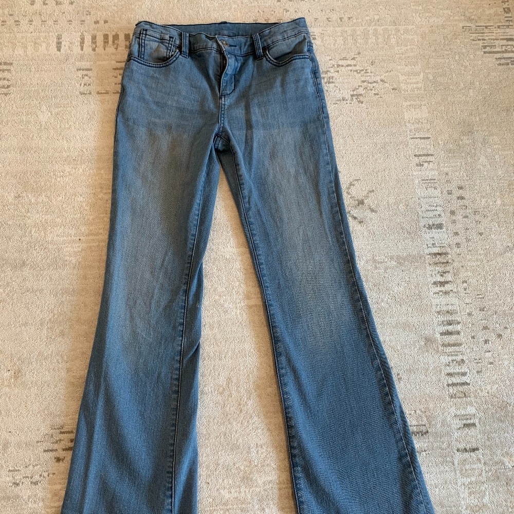 BCBG MAXAZRIA FLARE JEAN